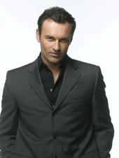 Julian McMahon profile picture