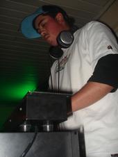 DJ FRADO profile picture