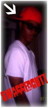 SWAGGB0iâ„¢SPACE BOi SWAGG GETN MY BUZZ LIGHT YER  profile picture