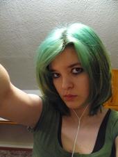 Green Hair Girl <3 profile picture