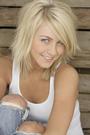 Julianne Hough profile picture