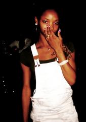 WhAt U eAt Dn'T mAkE mE sHiT profile picture