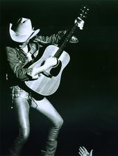 Dwight Yoakam profile picture